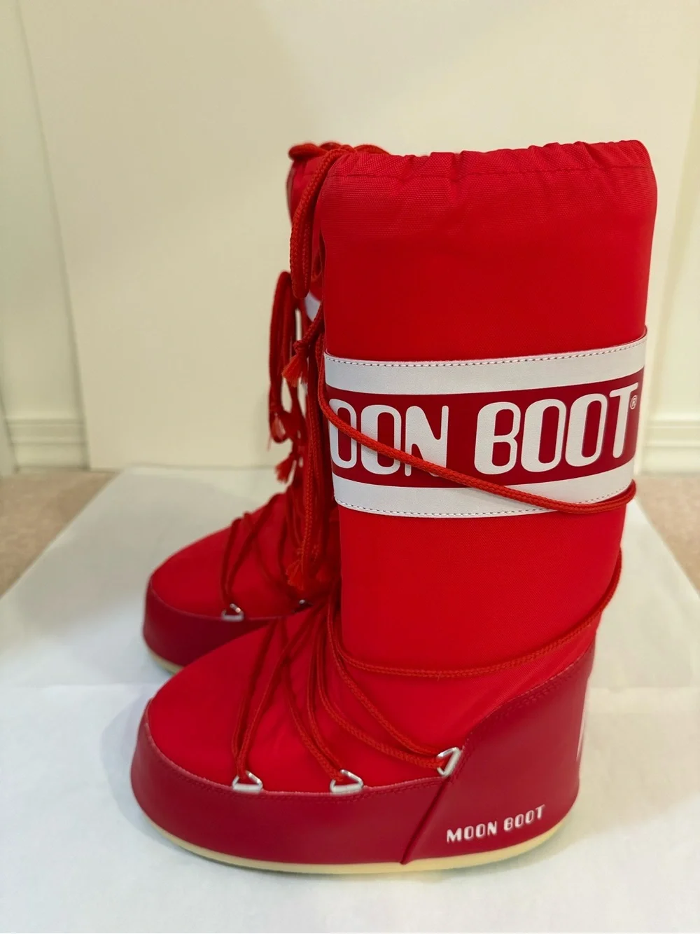 Moon Boot Red Women’s Winter Lace-Up Snow Boots